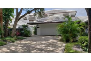 5284 Boca Marina Cir S, Boca Raton, FL 33487, Sold 01/31/20