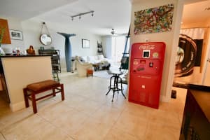 2700 N Federal Hwy, Boynton Beach, FL 33435, Sold 05/22/19