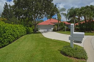 2585 55th Square, Vero Beach, FL 32966, Sold 10/30/18