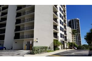 5420 N Ocean Dr, West Palm Beach, FL 33404, Sold 12/10/18