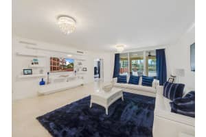 400 US-1, Jupiter, FL 33477, Sold 04/25/19