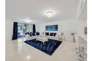 400 US-1, Jupiter, FL 33477, Sold 04/25/19