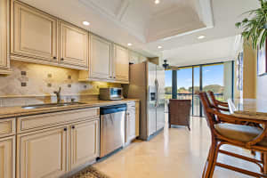 5344 Woodland Lakes Dr, Palm Beach Gardens, FL 33418, Sold 10/19/18
