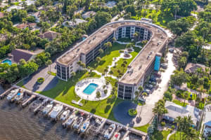 2424 N Federal Hwy, Boynton Beach, FL 33435, Sold 04/12/19