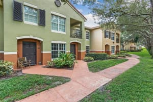 10336 Fox Trail Rd S, Royal Palm Beach, FL 33411, Sold 02/20/19
