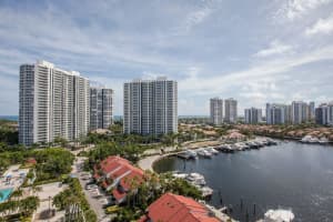 3610 Yacht Club Dr, Miami, FL 33180, Sold 04/08/19