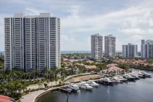 3610 Yacht Club Dr, Miami, FL 33180, Sold 04/08/19