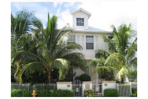 602 S Federal Hwy, Lake Worth, FL 33460, Sold 03/27/19