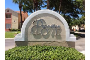 1125 The Pointe Dr, West Palm Beach, FL 33409, Sold 01/11/19