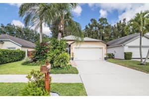 5121 Willow Pond Rd W, West Palm Beach, FL 33417, Sold 10/29/18
