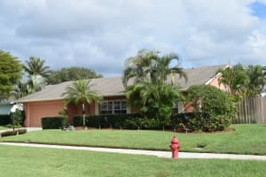 5432 Sandhurst Cir S, Lake Worth, FL 33463, Sold 10/25/18