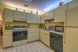 3831 Woodridge Terrace, Palm Springs, FL 33461, Sold 11/01/18
