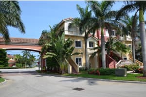 212 Bayfront Dr, Boynton Beach, FL 33435, Sold 07/03/19