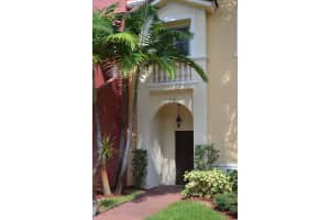 212 Bayfront Dr, Boynton Beach, FL 33435, Sold 07/03/19