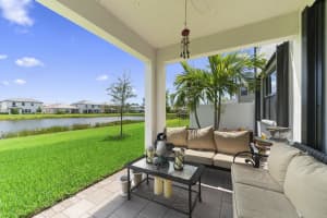 5566 Sandbirch Wy, Lake Worth, FL 33463, Sold 11/05/18