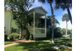 5720 Marina Dr, Sebastian, FL 32958, Sold 12/14/18