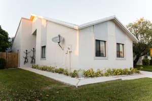 5760 Strawberry Lakes Cir, Lake Worth, FL 33463, Sold 10/12/18