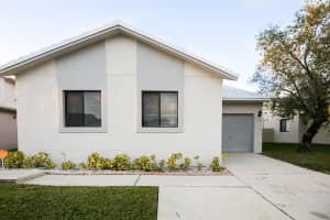 5760 Strawberry Lakes Cir, Lake Worth, FL 33463, Sold 10/12/18