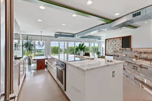 2275 S Ocean Blvd, Palm Beach, FL 33480, Sold 09/30/19