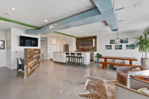 2275 S Ocean Blvd, Palm Beach, FL 33480, Sold 09/30/19