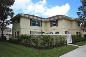 8 Amherst Ct, Royal Palm Beach, FL 33411, Sold 12/14/18