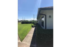 1617 Laurel Leaf Ln, Fort Pierce, FL 34950, Sold 01/31/19