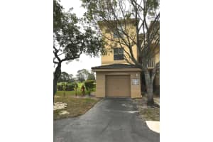 2100 Greenview Shores Blvd, Wellington, FL 33414, Sold 12/26/18