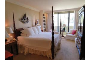 330 S Ocean Blvd, Palm Beach, FL 33480, Sold 04/26/19