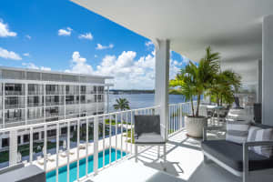 2784 S Ocean Blvd, Palm Beach, FL 33480, Sold 12/21/18