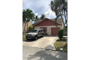 33 Peachtree Pl, Boynton Beach, FL 33436, Sold 01/04/19
