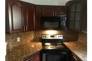 33 Peachtree Pl, Boynton Beach, FL 33436, Sold 01/04/19