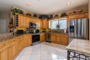 17121 Newport Club Dr, Boca Raton, FL 33496, Sold 01/24/19