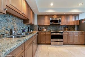 17047 Boca Club Blvd #123b, Boca Raton, FL 33487, Sold 11/09/18