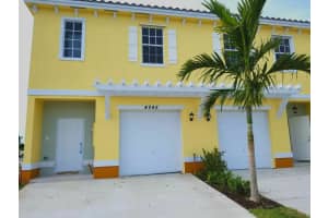 1020 NW 40th Way, Lauderhill, FL 33313, Sold 01/04/19
