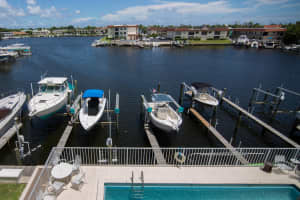 312 Northlake Dr, North Palm Beach, FL 33408, Sold 10/31/18