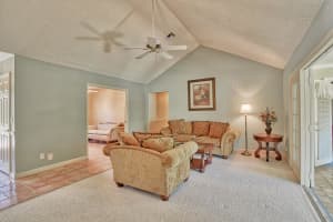 1195 31st Ave, Vero Beach, FL 32960, Sold 02/11/19