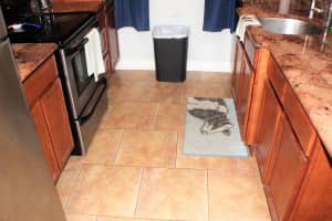 600 Nottingham Cir, Greenacres, FL 33463, Sold 11/08/18