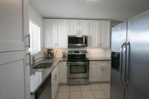 100 Waterway Dr S, Lantana, FL 33462, Sold 02/12/19