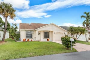 2750 Foxhall Dr W, West Palm Beach, FL 33417, Sold 11/30/18