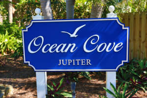 125 Ocean Cove Dr, Jupiter, FL 33477, Sold 11/09/18
