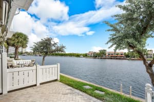 880 Jeffery St, Boca Raton, FL 33487, Sold 12/17/18