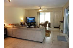 527 NW 97th Ave, Plantation, FL 33324, Sold 12/12/18