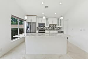 8265 Palm Gate Dr, Boynton Beach, FL 33436, Sold 12/17/18