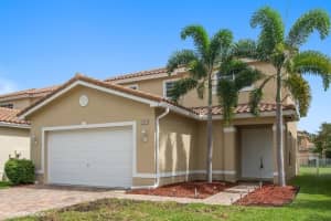 2903 SW Butterfly Ln, Palm City, FL 34990, Sold 03/01/19