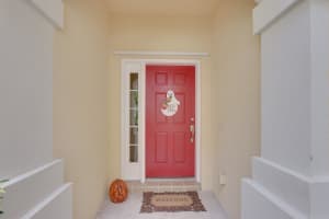1112 Pinewood Lake Ct, Greenacres, FL 33415, Sold 11/30/18