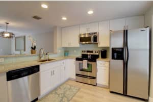 990 Jeffery St, Boca Raton, FL 33487, Sold 12/11/18