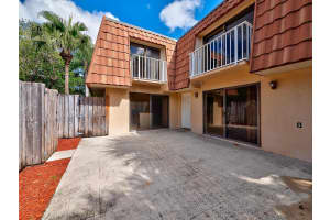 804 Blue Ridge Cir, West Palm Beach, FL 33409, Sold 11/15/18
