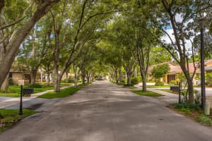 2541 NW 39th St, Boca Raton, FL 33434, Sold 02/25/19