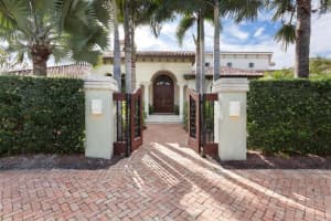 19 N Hidden Harbour Dr, Gulf Stream, FL 33483, Sold 06/28/19