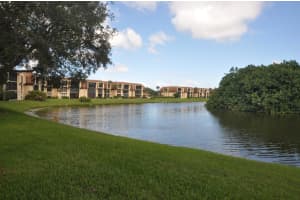 5250 Woodland Lakes Dr, Palm Beach Gardens, FL 33418, Sold 11/19/18